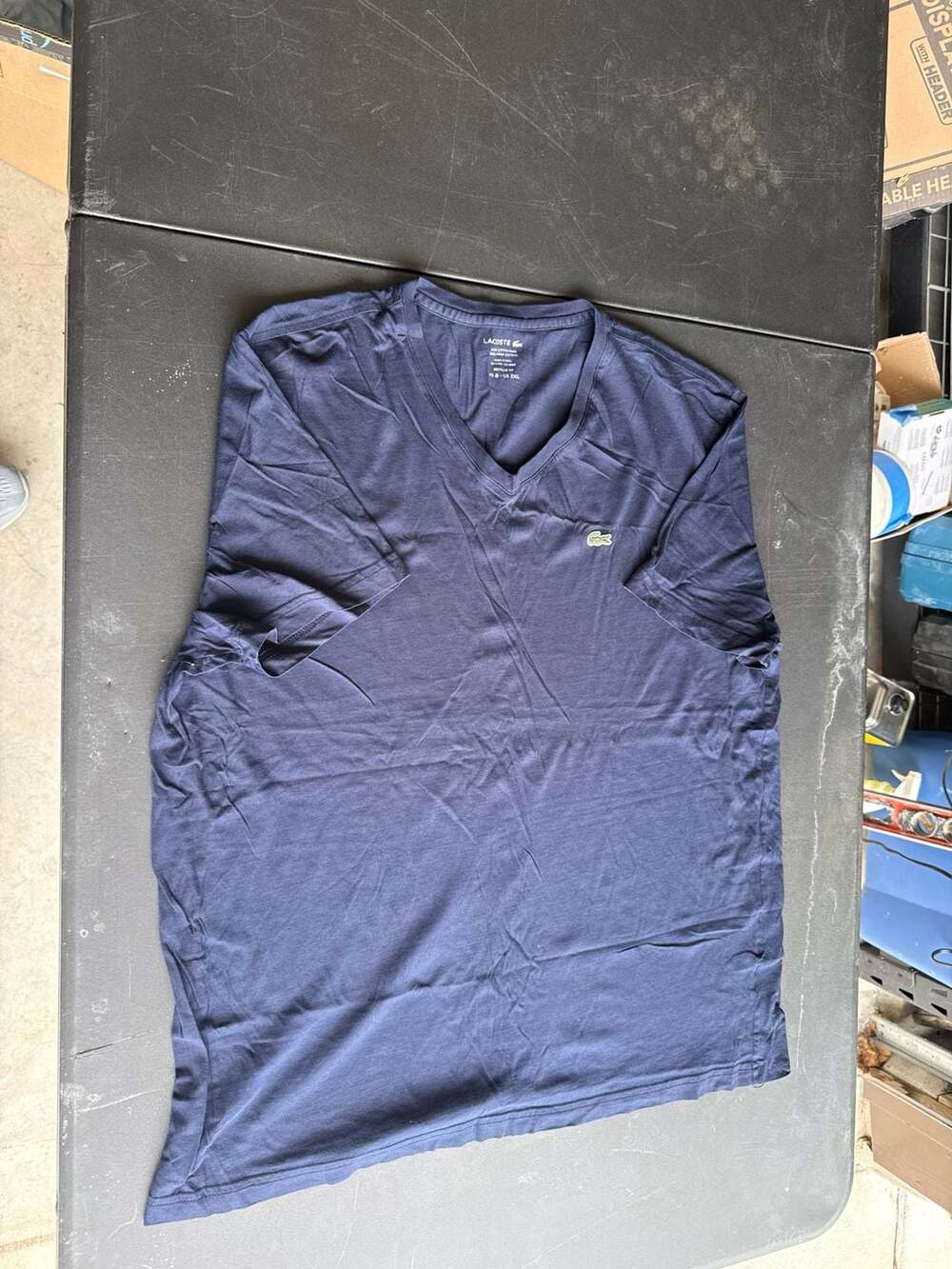 Lacoste Men's Pima Cotton V-Neck Regular Fit T-Shirt Navy Blue - Picture 3 of 4